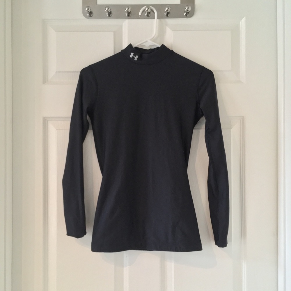 Under Armour Cold Gear - Women’s Top Size 4